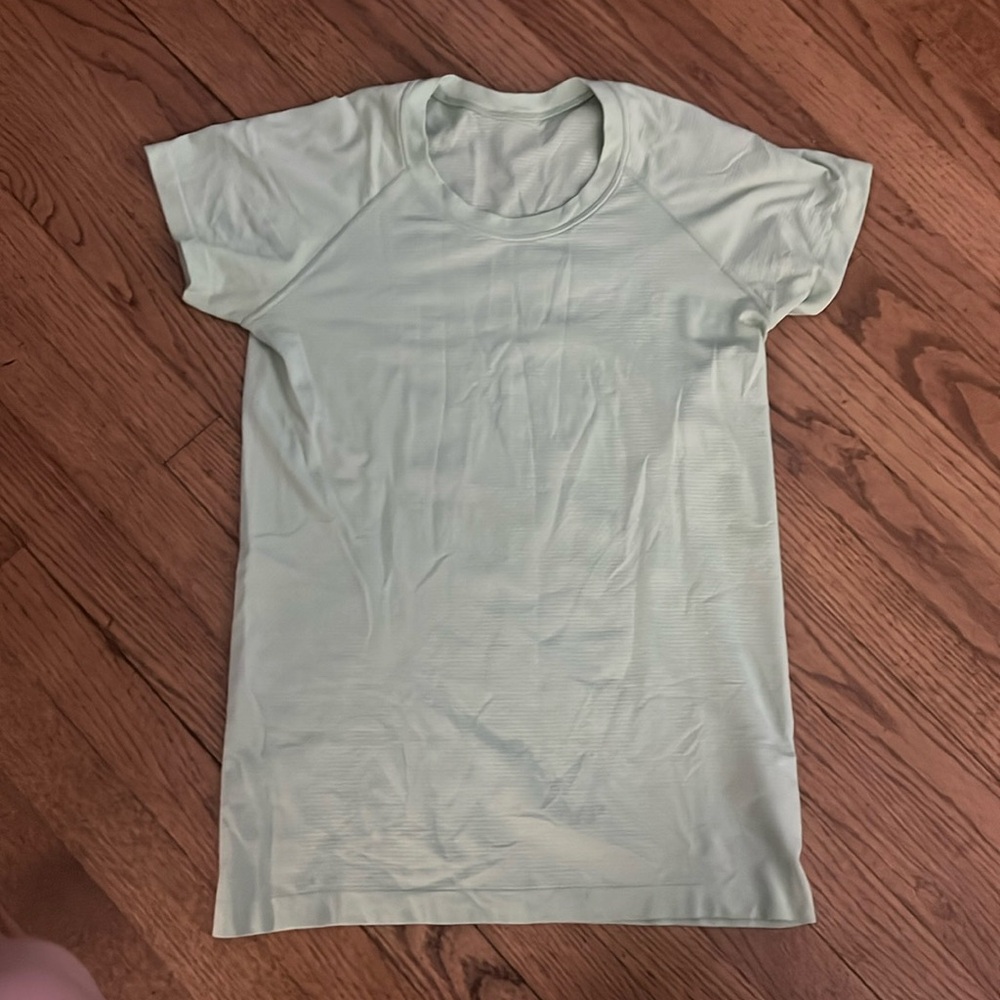 Lululemon Swiftly Tech